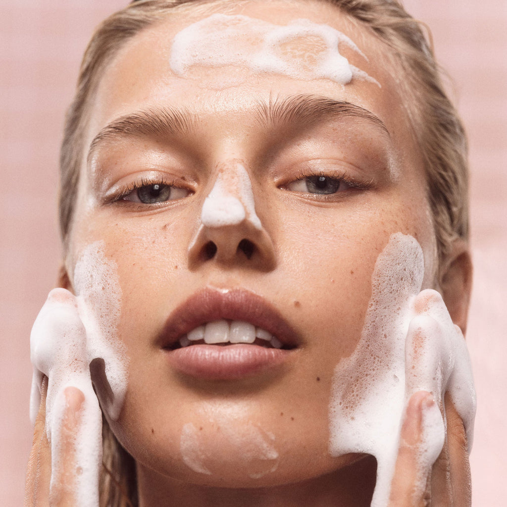 Pink Dew™ Gel Cleanser - product image 3